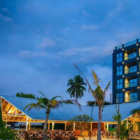 Beach Hotel Guraidhoo Bagian luar foto