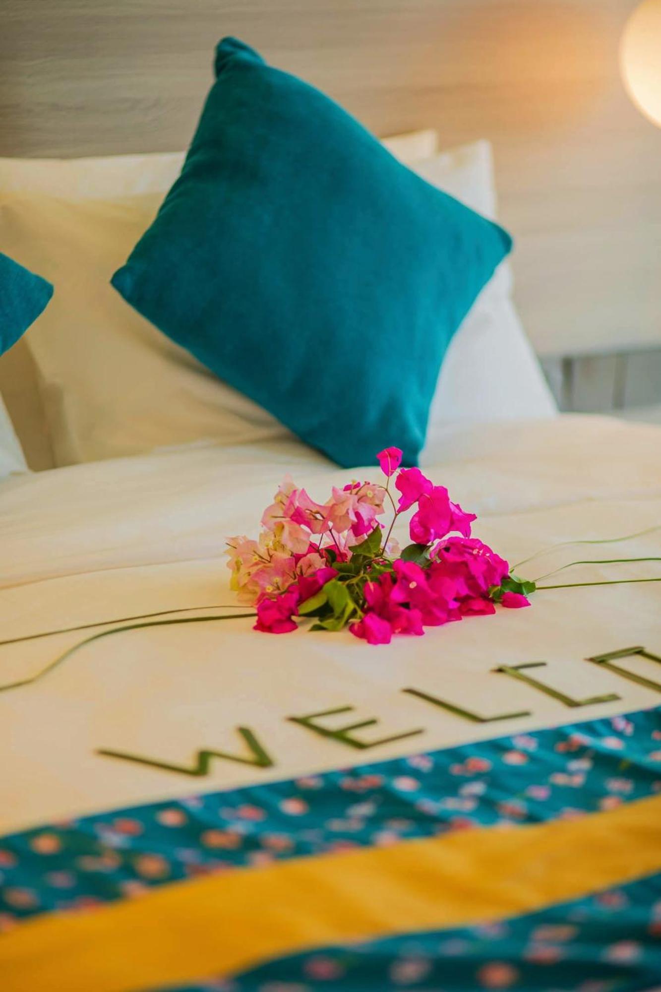 Beach Hotel Guraidhoo Bagian luar foto